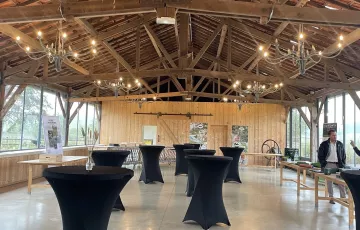 salle apéritif pour séminaire en journée copie